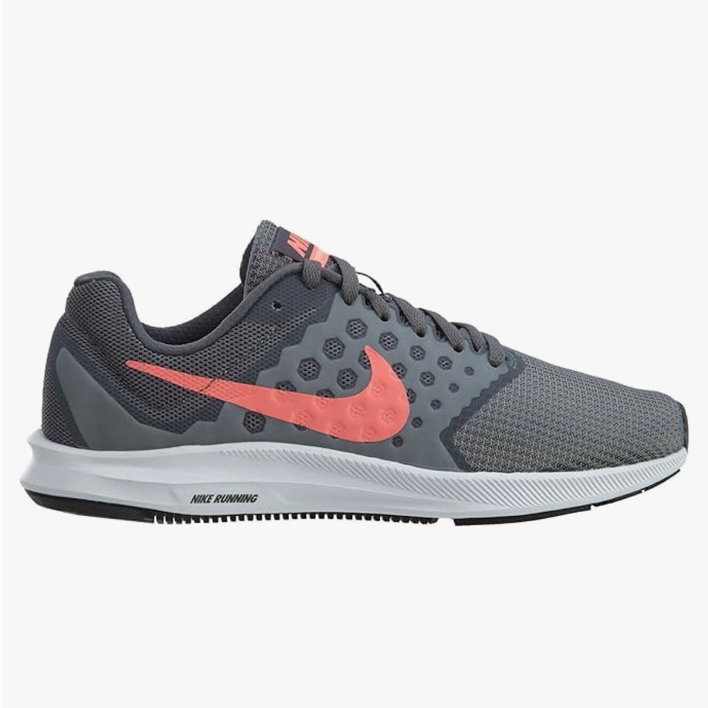 Nike Women’s Downshifter 7 Running Shoe - Picture 9 of 10